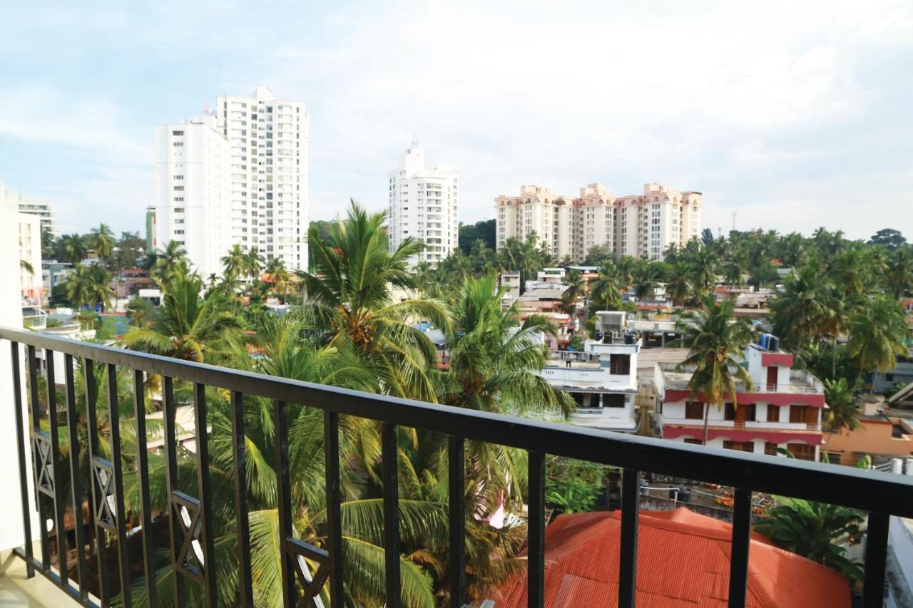 Down Town Holidays Thiruvananthapuram ภายนอก รูปภาพ